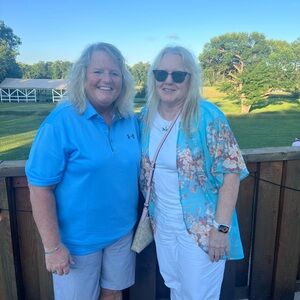 Meet your Posher, Deb